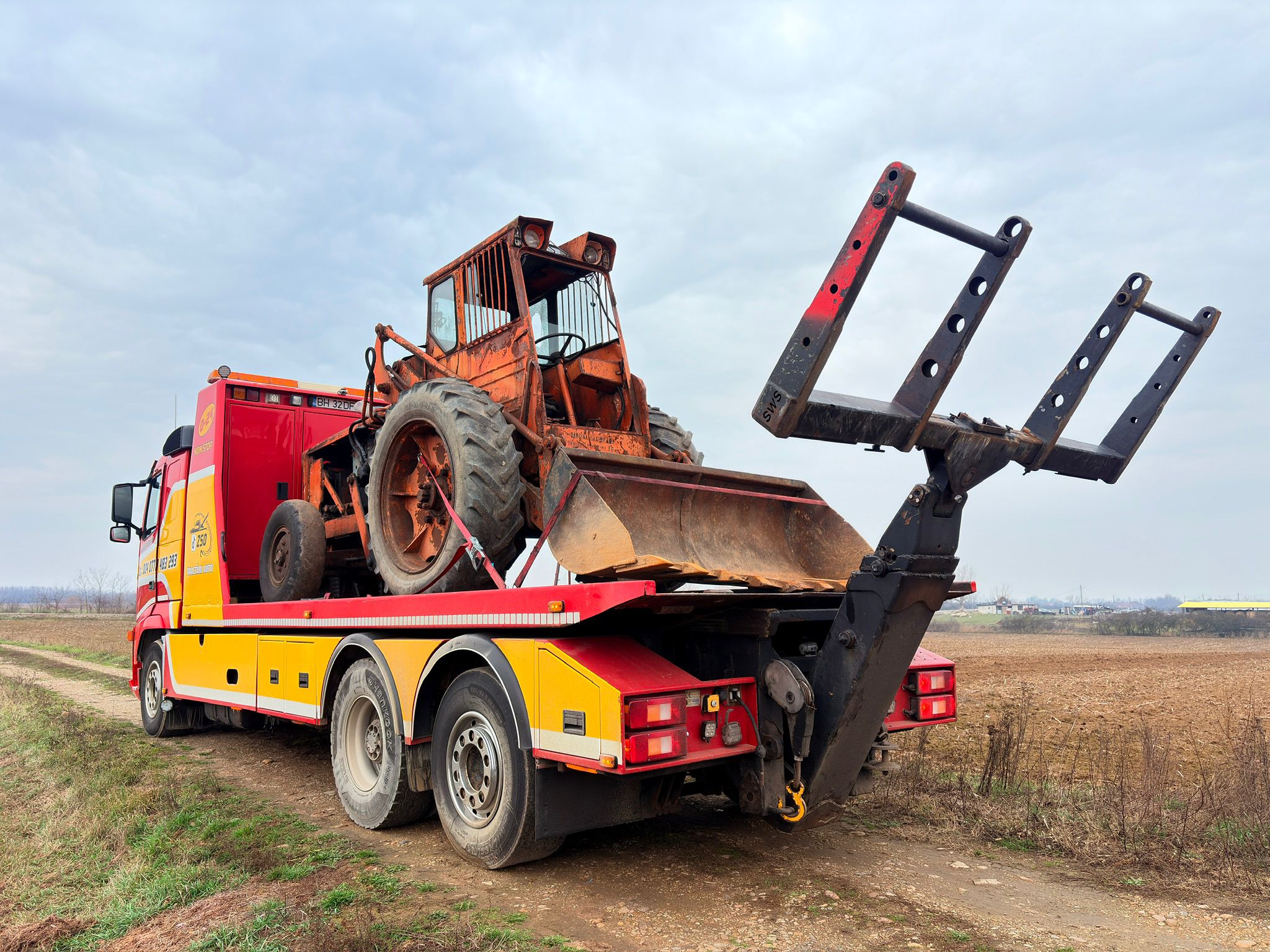 Transport utilaje grele